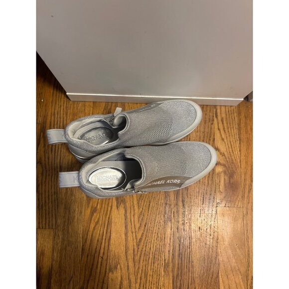 Michael Kors Womens Grey Slip-On Sneakers Size 11M - Picture 3 of 7